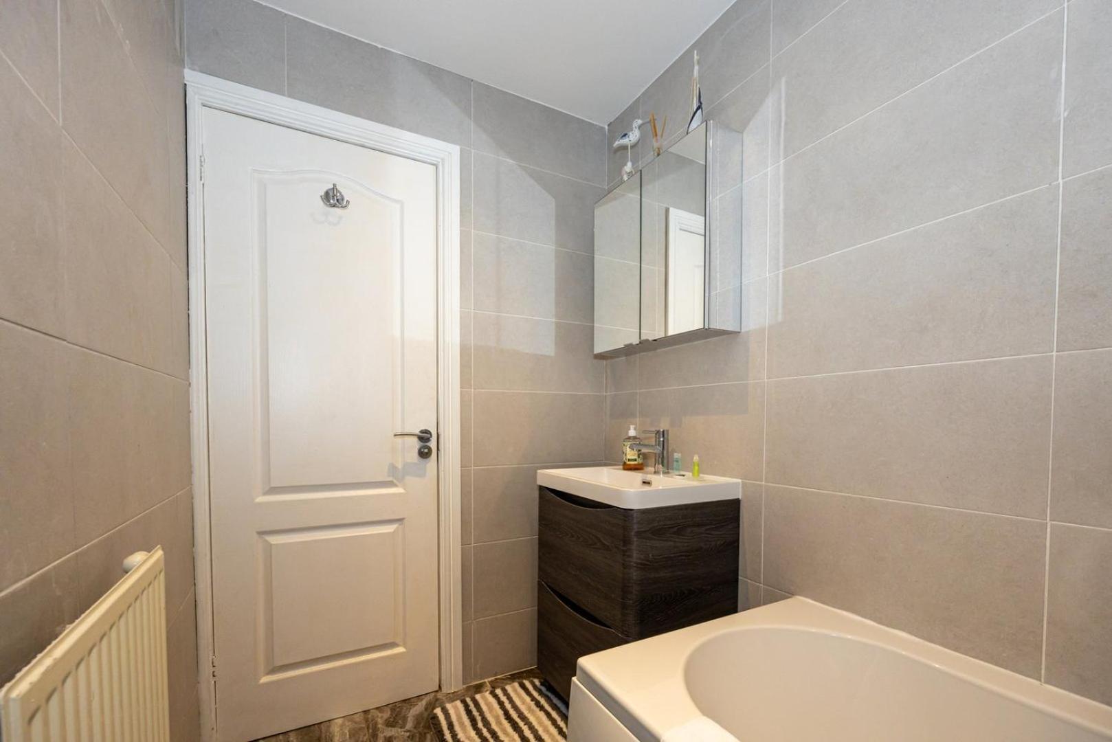 Guestready - A Haven By The River แมนเชสเตอร์ ภายนอก รูปภาพ